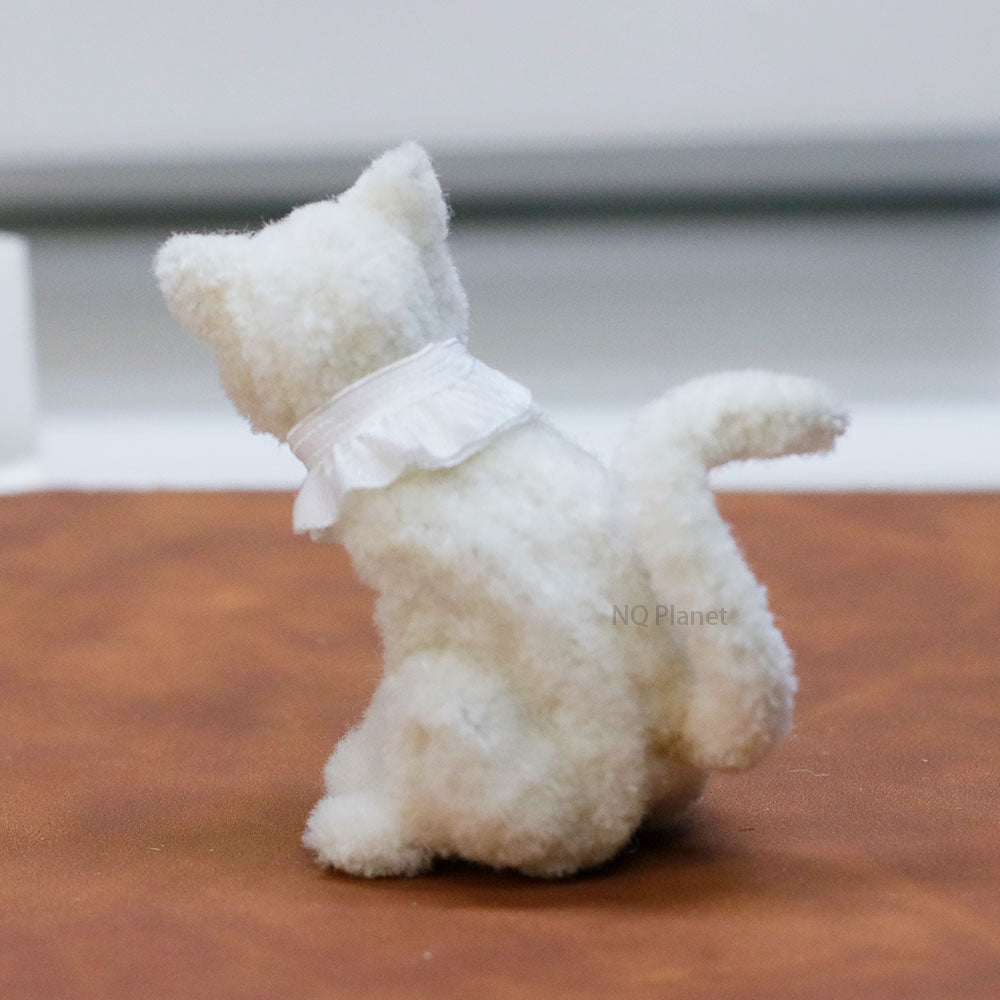 NQ Planet Miniature White Cat Making with 6mm Wool Pipe Cleaner Ready To Ship